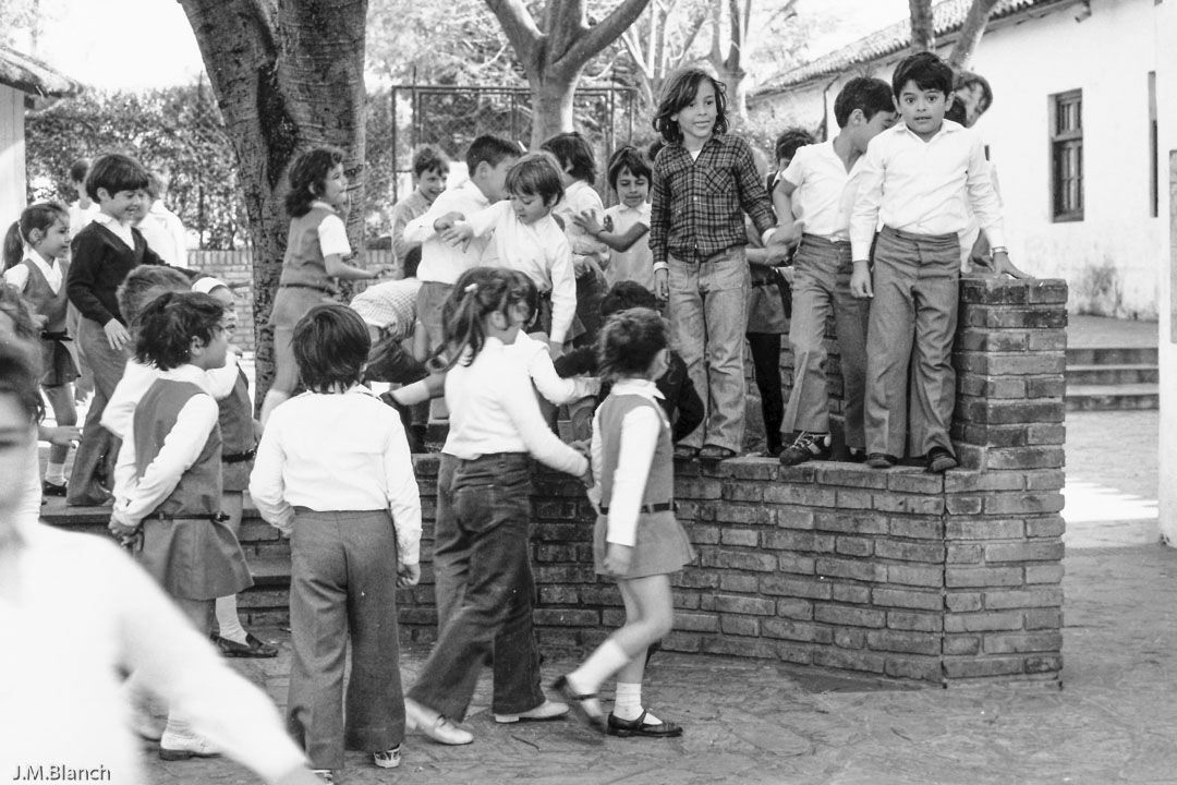 1973 08 19 124 05 BN Alumnos Del Colegio Cristo Rey Primaria