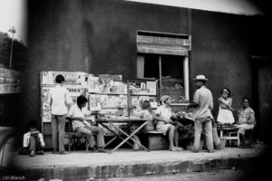 3 AUTOR, CULTURA PARAGUAYA, Cultura urbana, FU, J.M.Blanch, Neg BN, PARAGUAY, vendedor ambulante, WEB 2 SOPORTE ORIGINAL, 3 AUTOR, 4 LUGAR, BN, CULTURA PARAGUAYA, Cultura urbana, FU, J.M.Blanch, Neg BN, PARAGUAY, Pueblos de las Reducciones, WEB, _NUEVAS, vendedor ambulante