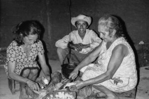 3 AUTOR, Cultura campesina, CULTURA PARAGUAYA, FC < 1 CATEGORIA, J.M.Blanch, Neg BN, PARAGUAY, WEB < Pueblos de las Reducciones 2 SOPORTE ORIGINAL, 3 AUTOR, 4 LUGAR, BN, CULTURA PARAGUAYA, Campesinos, Cultura campesina, FC, J.M.Blanch, Neg BN, PARAGUAY, Pueblos de las Reducciones, Vida campesina, WEB