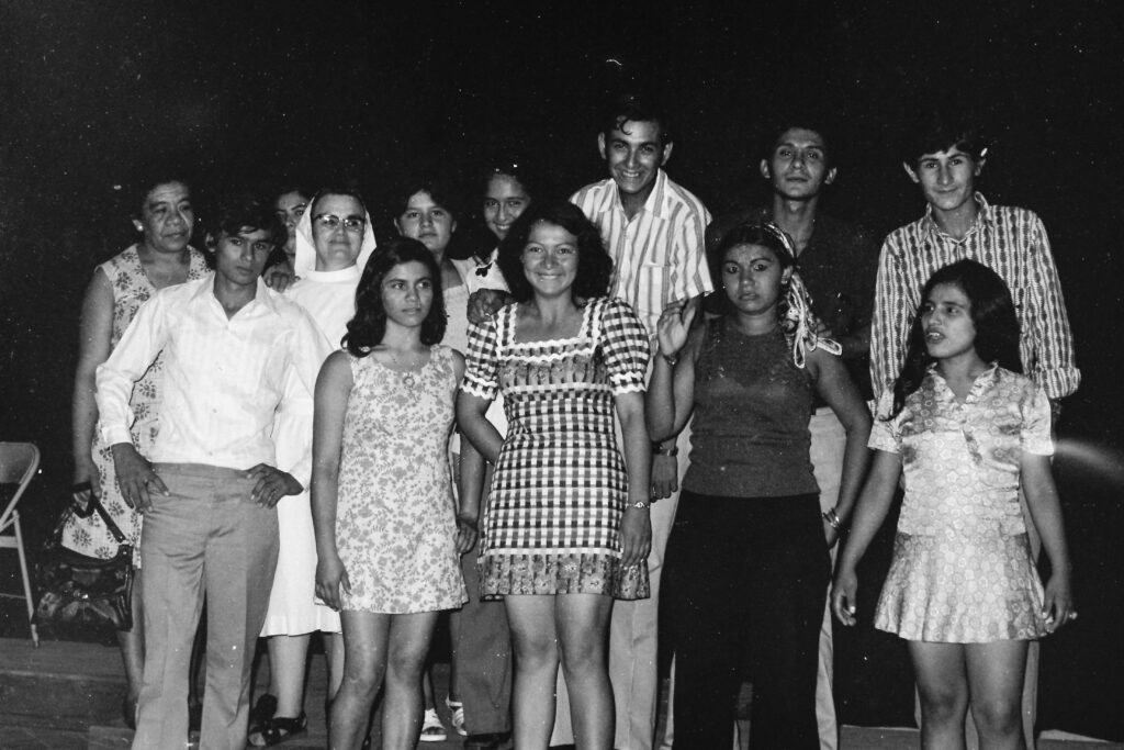3 AUTOR, CEC < Educ de adultos < Centros, CEC < Parroquia Cristo Rey < Parroquias, FU, J.M.Blanch, JESUITAS (OBRAS), Neg BN, PARAGUAY, Parroquia Cristo Rey < Parroquias, WEB 2 SOPORTE ORIGINAL, 3 AUTOR, 4 LUGAR, BN, CEC, Centros, EDUCACION FORMAL, Educ de adultos, FU, J.M.Blanch, JESUITAS (OBRAS), Neg BN, PARAGUAY, Parroquia Cristo Rey, Parroquias, Pueblos de las Reducciones, WEB