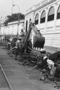 3 AUTOR, Cultura urbana, FU, J.M.Blanch, Neg BN, PARAGUAY, reparacion de calle, retroexcavadora 2 SOPORTE ORIGINAL, 3 AUTOR, 4 LUGAR, BN, CULTURA PARAGUAYA, Cultura urbana, FU, J.M.Blanch, Neg BN, PARAGUAY, Pueblos de las Reducciones, _NUEVAS, reparacion de calle, retroexcavadora