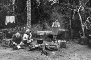 3 AUTOR, cocina < Cultura campesina, CULTURA PARAGUAYA, FC < 1 CATEGORIA, J.M.Blanch, Neg BN, PARAGUAY, WEB < Pueblos de las Reducciones 2 SOPORTE ORIGINAL, 3 AUTOR, 4 LUGAR, BN, CULTURA PARAGUAYA, Campesinos, Cultura campesina, FC, J.M.Blanch, Neg BN, PARAGUAY, Pueblos de las Reducciones, Vida campesina, WEB, cocina