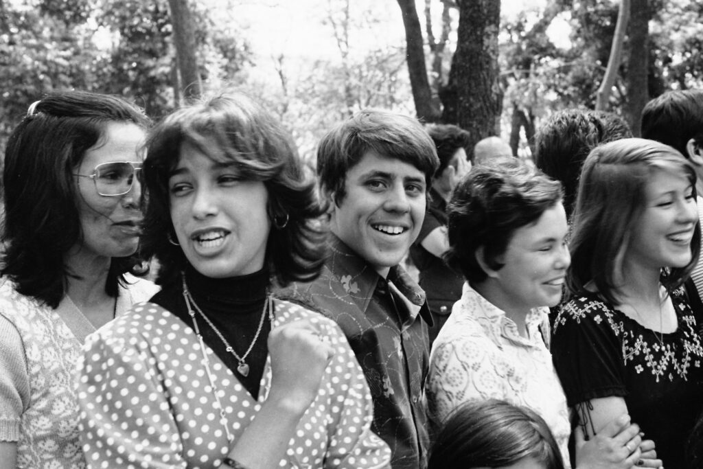 3 AUTOR, CULTURA PARAGUAYA, Cultura urbana, desfile, fiesta, FU, J.M.Blanch, joven < joven, mujer, Neg BN, PARAGUAY, primavera, rostro, una persona 2 SOPORTE ORIGINAL, 3 AUTOR, 4 LUGAR, BN, CANTIDAD, CULTURA PARAGUAYA, Cultura urbana, EDAD, FIESTAS Y CELEBRACIONES, FN, FU, Inanimada, J.M.Blanch, NATURALEZA, Neg BN, PARAGUAY, PERSONA, Pueblos de las Reducciones, RETRATO, Tiempo, adolescente, adulto, cara, desfile, fiesta, fiesta civil, joven, jovenes, mujer, primavera, rostro, una persona