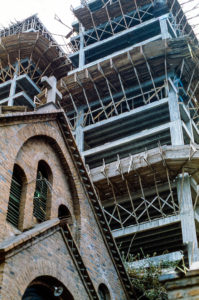 3 AUTOR, construccion, Cultura urbana, Diapos 35 mm, FU, J.M.Blanch, PARAGUAY 2 SOPORTE ORIGINAL, 3 AUTOR, 4 LUGAR, CULTURA PARAGUAYA, Cultura urbana, Diapos 35 mm, FU, J.M.Blanch, PARAGUAY, Pueblos de las Reducciones, TRABAJO, TRABAJO Y ARTESANIA, construccion