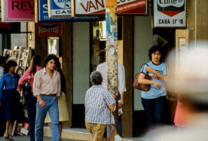 3 AUTOR, Cultura urbana, Diapos 35 mm, FU, J.M.Blanch, NECESIDADES DE PERSONAS, PARAGUAY 2 SOPORTE ORIGINAL, 3 AUTOR, 4 LUGAR, CULTURA PARAGUAYA, Cultura urbana, Diapos 35 mm, FU, J.M.Blanch, NECESIDADES DE PERSONAS, PARAGUAY, Pueblos de las Reducciones