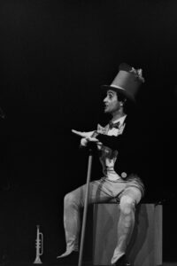 3 AUTOR, FT, J.M.Blanch, Neg BN, PARAGUAY, TEATRO, WEB < Pueblos de las Reducciones 2 SOPORTE ORIGINAL, 3 AUTOR, 4 LUGAR, BN, FT, J.M.Blanch, Neg BN, PARAGUAY, Pueblos de las Reducciones, TEATRO, WEB