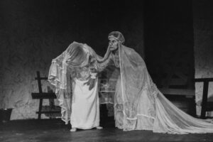 3 AUTOR, FT, J.M.Blanch, Neg BN, PARAGUAY, TEATRO, WEB < Pueblos de las Reducciones 2 SOPORTE ORIGINAL, 3 AUTOR, 4 LUGAR, BN, FT, J.M.Blanch, Neg BN, PARAGUAY, Pueblos de las Reducciones, TEATRO, WEB