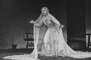 3 AUTOR, FT, J.M.Blanch, Neg BN, PARAGUAY, TEATRO, WEB < Pueblos de las Reducciones 2 SOPORTE ORIGINAL, 3 AUTOR, 4 LUGAR, BN, FT, J.M.Blanch, Neg BN, PARAGUAY, Pueblos de las Reducciones, TEATRO, WEB