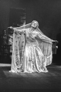 3 AUTOR, FT, J.M.Blanch, Neg BN, PARAGUAY, TEATRO, WEB < Pueblos de las Reducciones 2 SOPORTE ORIGINAL, 3 AUTOR, 4 LUGAR, BN, FT, J.M.Blanch, Neg BN, PARAGUAY, Pueblos de las Reducciones, TEATRO, WEB