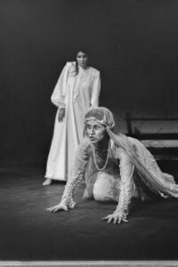 3 AUTOR, FT, J.M.Blanch, Neg BN, PARAGUAY, TEATRO, WEB < Pueblos de las Reducciones 2 SOPORTE ORIGINAL, 3 AUTOR, 4 LUGAR, BN, FT, J.M.Blanch, Neg BN, PARAGUAY, Pueblos de las Reducciones, TEATRO, WEB