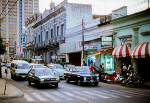 3 AUTOR, ciudad, Cultura urbana, Diapos 35 mm, FU, J.M.Blanch, PARAGUAY, Urbanismo 2 SOPORTE ORIGINAL, 3 AUTOR, 4 LUGAR, ARQUITECTURA, CULTURA PARAGUAYA, Cultura urbana, Diapos 35 mm, Edificios, FU, J.M.Blanch, PARAGUAY, Pueblos de las Reducciones, Urbanismo, ciudad