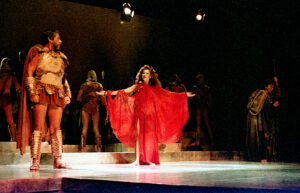 3 AUTOR, FT, J.M.Blanch, Neg Color 35 mm, PARAGUAY, TEATRO, WEB < Pueblos de las Reducciones 2 SOPORTE ORIGINAL, 3 AUTOR, 4 LUGAR, FT, J.M.Blanch, Neg Color 35 mm, PARAGUAY, Pueblos de las Reducciones, TEATRO, WEB