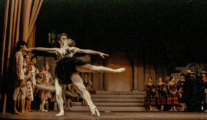3 AUTOR, DANZA, FD, J.M.Blanch, Neg Color 35 mm, PARAGUAY, WEB < Pueblos de las Reducciones 2 SOPORTE ORIGINAL, 3 AUTOR, 4 LUGAR, DANZA, FD, J.M.Blanch, Neg Color 35 mm, PARAGUAY, Pueblos de las Reducciones, WEB