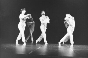 3 AUTOR, DANZA, FD, J.M.Blanch, Neg BN, PARAGUAY, WEB < Pueblos de las Reducciones 2 SOPORTE ORIGINAL, 3 AUTOR, 4 LUGAR, BN, DANZA, FD, J.M.Blanch, Neg BN, PARAGUAY, Pueblos de las Reducciones, WEB