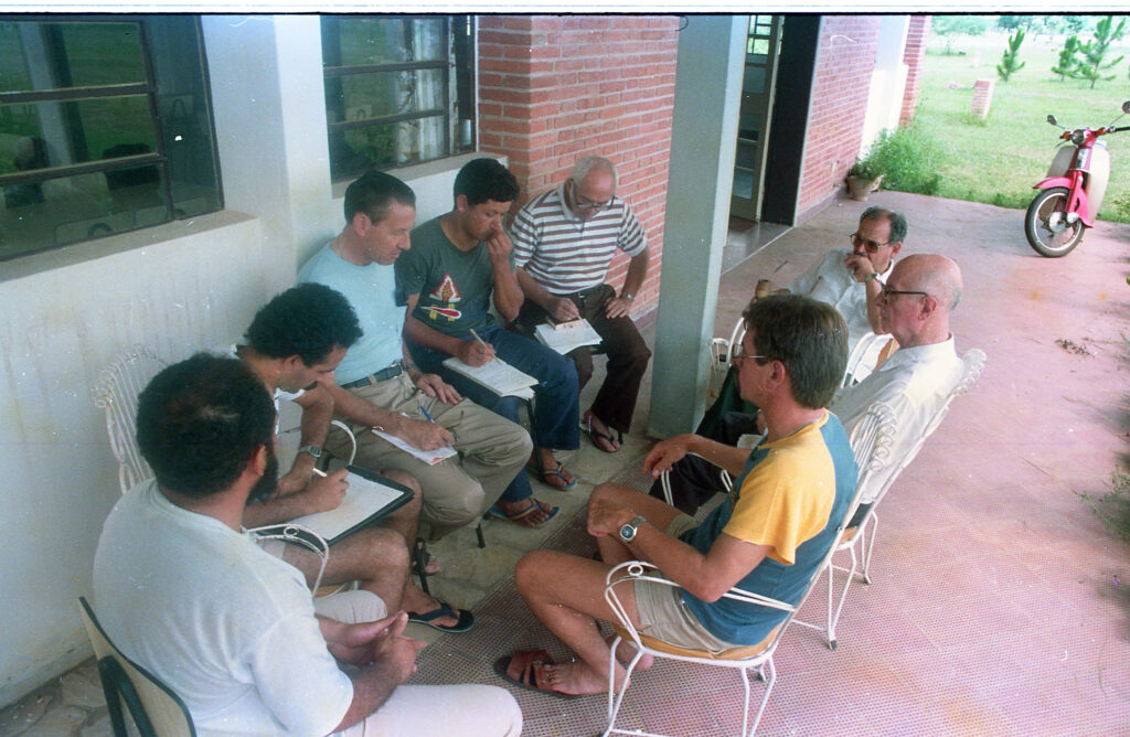 3 AUTOR, Asamblea Provincia, Asamblea Provincia 1988, FJ, Hno. Silva SJ, J.M.Blanch, JESUITAS, Neg Color 35 mm, P. Antonio Colom SJ, P. Carlos Tibodeaux SJ, P. José María Conde SJ, PARAGUAY, Sch. Ireneo, WEB 2 SOPORTE ORIGINAL, 3 AUTOR, 4 LUGAR, Asamblea Provincia, Asamblea Provincia 1988, FJ, Hno. Silva SJ, J.M.Blanch, JESUITAS, Neg Color 35 mm, P. Antonio Colom SJ, P. Carlos Tibodeaux SJ, P. José María Conde SJ, PARAGUAY, Personas SJ, Provincia Paraguaya, Pueblos de las Reducciones, Sch. Ireneo, WEB