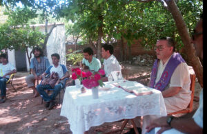 1 CATEGORIA, 3 AUTOR, Comunidad de San Cayetano, Comunidades, FJ < 1 CATEGORIA, FU, J.M.Blanch, JESUITAS, misa, Neg Color 35 mm, PARAGUAY 2 SOPORTE ORIGINAL, 3 AUTOR, 4 LUGAR, Comunidad de San Cayetano, Comunidades, FJ, FU, J.M.Blanch, JESUITAS, Neg Color 35 mm, PARAGUAY, Pueblos de las Reducciones, RELIGION, misa