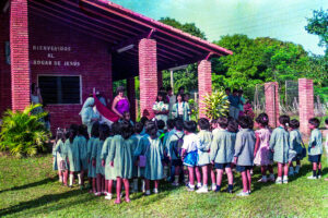 3 AUTOR, Colegio Hogar de Jesús, FC < 1 CATEGORIA, Fe y Alegria, Fe y Alegría < JESUITAS (OBRAS), J.M.Blanch, JESUITAS (OBRAS), Neg Color 35 mm, PARAGUAY, WEB < Pueblos de las Reducciones 2 SOPORTE ORIGINAL, 3 AUTOR, 4 LUGAR, Centros, Colegio Hogar de Jesús, EDUCACION FORMAL, FC, Fe y Alegria, Fe y Alegría, J.M.Blanch, JESUITAS (OBRAS), Neg Color 35 mm, PARAGUAY, Pueblos de las Reducciones, WEB