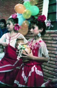 3 AUTOR, Baile, Colegio Hogar de Jesús, Fe y Alegria, Fe y Alegría < JESUITAS (OBRAS), festejo, FU, J.M.Blanch, JESUITAS (OBRAS), Neg Color 35 mm, niña < niñez, PARAGUAY, WEB < Pueblos de las Reducciones 2 SOPORTE ORIGINAL, 3 AUTOR, 4 LUGAR, Baile, Centros, Colegio Hogar de Jesús, DANZA, EDAD, EDUCACION FORMAL, FIESTAS Y CELEBRACIONES, FU, Fe y Alegria, Fe y Alegría, J.M.Blanch, JESUITAS (OBRAS), Neg Color 35 mm, PARAGUAY, PERSONA, Pueblos de las Reducciones, WEB, festejo, niña, niñez