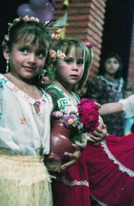 3 AUTOR, Baile, Colegio Hogar de Jesús, Fe y Alegria, Fe y Alegría < JESUITAS (OBRAS), festejo, FU, J.M.Blanch, JESUITAS (OBRAS), Neg Color 35 mm, niña < niñez, PARAGUAY, WEB < Pueblos de las Reducciones 2 SOPORTE ORIGINAL, 3 AUTOR, 4 LUGAR, Baile, Centros, Colegio Hogar de Jesús, DANZA, EDAD, EDUCACION FORMAL, FIESTAS Y CELEBRACIONES, FU, Fe y Alegria, Fe y Alegría, J.M.Blanch, JESUITAS (OBRAS), Neg Color 35 mm, PARAGUAY, PERSONA, Pueblos de las Reducciones, WEB, festejo, niña, niñez