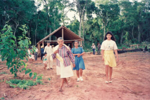 3 AUTOR, Camba rembe (Esc. de San Pedro), FC < 1 CATEGORIA, Fe y Alegría < JESUITAS (OBRAS), FJ < 1 CATEGORIA, J.M.Blanch, JESUITAS (OBRAS), Neg Color 35 mm, PARAGUAY, WEB < Pueblos de las Reducciones 2 SOPORTE ORIGINAL, 3 AUTOR, 4 LUGAR, Camba rembe (Esc. de San Pedro), FC, FJ, Fe y Alegría, J.M.Blanch, JESUITAS (OBRAS), Neg Color 35 mm, PARAGUAY, Pueblos de las Reducciones, WEB