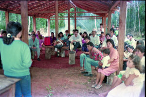 3 AUTOR, Camba rembe (Esc. de San Pedro), FC < 1 CATEGORIA, Fe y Alegría < JESUITAS (OBRAS), FJ < 1 CATEGORIA, J.M.Blanch, JESUITAS (OBRAS), Neg Color 35 mm, PARAGUAY 2 SOPORTE ORIGINAL, 3 AUTOR, 4 LUGAR, Camba rembe (Esc. de San Pedro), FC, FJ, Fe y Alegría, J.M.Blanch, JESUITAS (OBRAS), Neg Color 35 mm, PARAGUAY, Pueblos de las Reducciones