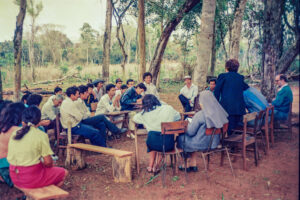 3 AUTOR, Camba rembe (Esc. de San Pedro), FC < 1 CATEGORIA, Fe y Alegría < JESUITAS (OBRAS), FJ < 1 CATEGORIA, J.M.Blanch, JESUITAS (OBRAS), Neg Color 35 mm, PARAGUAY, WEB < Pueblos de las Reducciones 2 SOPORTE ORIGINAL, 3 AUTOR, 4 LUGAR, Camba rembe (Esc. de San Pedro), FC, FJ, Fe y Alegría, J.M.Blanch, JESUITAS (OBRAS), Neg Color 35 mm, PARAGUAY, Pueblos de las Reducciones, WEB