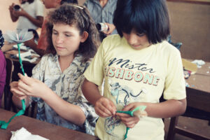 3 AUTOR, Camba rembe (Esc. de San Pedro), FC < 1 CATEGORIA, Fe y Alegría < JESUITAS (OBRAS), FJ < 1 CATEGORIA, J.M.Blanch, JESUITAS (OBRAS), Neg Color 35 mm, niña < niñez, PARAGUAY, retrato espontaneo 2 SOPORTE ORIGINAL, 3 AUTOR, 4 LUGAR, Camba rembe (Esc. de San Pedro), EDAD, FC, FJ, Fe y Alegría, J.M.Blanch, JESUITAS (OBRAS), Neg Color 35 mm, PARAGUAY, PERSONA, Pueblos de las Reducciones, RETRATO, niña, niñez, retrato espontaneo