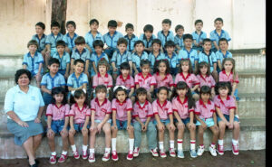 3 AUTOR, Colegio Cristo Rey < Centros, Colegio Cristo Rey < Colegios, FJ < 1 CATEGORIA, J.M.Blanch, JESUITAS (OBRAS), Neg Color 35 mm, PARAGUAY, retrato de grupo 2 SOPORTE ORIGINAL, 3 AUTOR, 4 LUGAR, Centros, Colegio Cristo Rey, Colegios, EDUCACION FORMAL, FJ, J.M.Blanch, JESUITAS (OBRAS), Neg Color 35 mm, PARAGUAY, PERSONA, Pueblos de las Reducciones, RETRATO, retrato de grupo