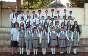 3 AUTOR, Colegio Cristo Rey < Centros, Colegio Cristo Rey < Colegios, FJ < 1 CATEGORIA, J.M.Blanch, JESUITAS (OBRAS), Neg Color 35 mm, PARAGUAY, retrato de grupo 2 SOPORTE ORIGINAL, 3 AUTOR, 4 LUGAR, Centros, Colegio Cristo Rey, Colegios, EDUCACION FORMAL, FJ, J.M.Blanch, JESUITAS (OBRAS), Neg Color 35 mm, PARAGUAY, PERSONA, Pueblos de las Reducciones, RETRATO, retrato de grupo