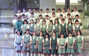 3 AUTOR, Colegio Cristo Rey < Centros, Colegio Cristo Rey < Colegios, FU, J.M.Blanch, JESUITAS (OBRAS), Neg Color 35 mm, PARAGUAY, retrato de grupo 2 SOPORTE ORIGINAL, 3 AUTOR, 4 LUGAR, Centros, Colegio Cristo Rey, Colegios, EDUCACION FORMAL, FU, J.M.Blanch, JESUITAS (OBRAS), Neg Color 35 mm, PARAGUAY, PERSONA, Pueblos de las Reducciones, RETRATO, retrato de grupo