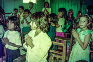 3 AUTOR, alumno, clase, Escuela San Joaquín, Fe y Alegría < JESUITAS (OBRAS), FJ < 1 CATEGORIA, J.M.Blanch, JESUITAS (OBRAS), Neg Color 35 mm, niño, PARAGUAY, retrato espontaneo, WEB < Pueblos de las Reducciones 2 SOPORTE ORIGINAL, 3 AUTOR, 4 LUGAR, Colegio, EDAD, EDUCACION FORMAL, Escuela, Escuela San Joaquín, FJ, Fe y Alegría, J.M.Blanch, JESUITAS (OBRAS), Neg Color 35 mm, PARAGUAY, PERSONA, Pueblos de las Reducciones, RETRATO, WEB, alumno, clase, niñez, niño, retrato espontaneo