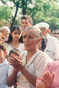 3 AUTOR, CULTURA PARAGUAYA, FC < 1 CATEGORIA, J.M.Blanch, JESUITAS (OBRAS), misa, Neg Color 35 mm, PARAGUAY, Parroquia Santa María Misiones, peregrinacion, WEB < Pueblos de las Reducciones 2 SOPORTE ORIGINAL, 3 AUTOR, 4 LUGAR, CULTURA PARAGUAYA, FC, J.M.Blanch, JESUITAS (OBRAS), Neg Color 35 mm, PARAGUAY, Parroquia Santa María Misiones, Parroquias, Pueblos de las Reducciones, RELIGION, WEB, misa, peregrinacion
