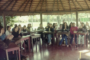 3 AUTOR, CULTURA PARAGUAYA, FC < 1 CATEGORIA, flor, J.M.Blanch, JESUITAS (OBRAS), Neg Color 35 mm, PARAGUAY, Parroquia San Ignacio 2 SOPORTE ORIGINAL, 3 AUTOR, 4 LUGAR, CULTURA PARAGUAYA, FC, FN, J.M.Blanch, JESUITAS (OBRAS), NATURALEZA, Neg Color 35 mm, PARAGUAY, Parroquia San Ignacio, Parroquias, Pueblos de las Reducciones, Vegetal, flor