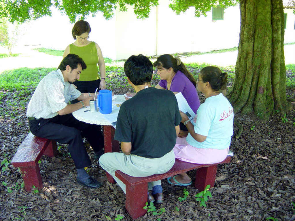 3 AUTOR, 2003 Arandu rape Barrero, campesino, CEPAG, CULTURA PARAGUAYA, Digitales, FC, Formacion humana, grupo de trabajo, J.M.Blanch, JESUITAS (OBRAS), PARAGUAY 2 SOPORTE ORIGINAL, 2003 Arandu rape Barrero, 3 AUTOR, 4 LUGAR, CANTIDAD, CEPAG, CULTURA PARAGUAYA, Campesinos, Cultura campesina, Digitales, EDUCACION INFORMAL, FC, Formacion humana, J.M.Blanch, JESUITAS (OBRAS), PARAGUAY, Pueblos de las Reducciones, Vida campesina, campesino, grupo, grupo de trabajo