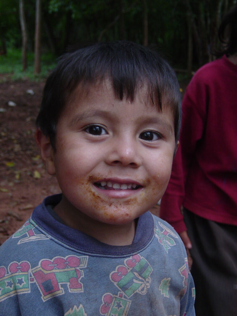 3 AUTOR, campesino, Cultura campesina, CULTURA PARAGUAYA, Digitales, Familia Avalos, FC, felicidad, Francisquí, J.M.Blanch, niño, PARAGUAY, retrato espontaneo, rostro, una persona, WEB 2 SOPORTE ORIGINAL, 3 AUTOR, 4 LUGAR, CANTIDAD, CULTURA PARAGUAYA, Campesinos, Cultura campesina, Digitales, EDAD, FC, Familia Avalos, Familias amigas, Francisquí, GENTE, J.M.Blanch, PARAGUAY, PERSONA, Pueblos de las Reducciones, RETRATO, Vida campesina, WEB, campesino, cara, felicidad, niñez, niño, retrato espontaneo, rostro, una persona