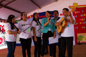 2018 25 años Escuelas Arroyito, Arroyito < Fe y Alegría, Asentamiento Arroyito, Cultura campesina, CULTURA PARAGUAYA, EDUCACION FORMAL, Fe y Alegria, Fe y Alegría < JESUITAS (OBRAS), JESUITAS (OBRAS), WEB < Pueblos de las Reducciones 2018 25 años Escuelas Arroyito, Arroyito, Asentamiento Arroyito, CULTURA PARAGUAYA, Campesinos, Centros, Cultura campesina, EDUCACION FORMAL, Fe y Alegria, Fe y Alegría, JESUITAS (OBRAS), Pueblos de las Reducciones, Vida campesina, WEB