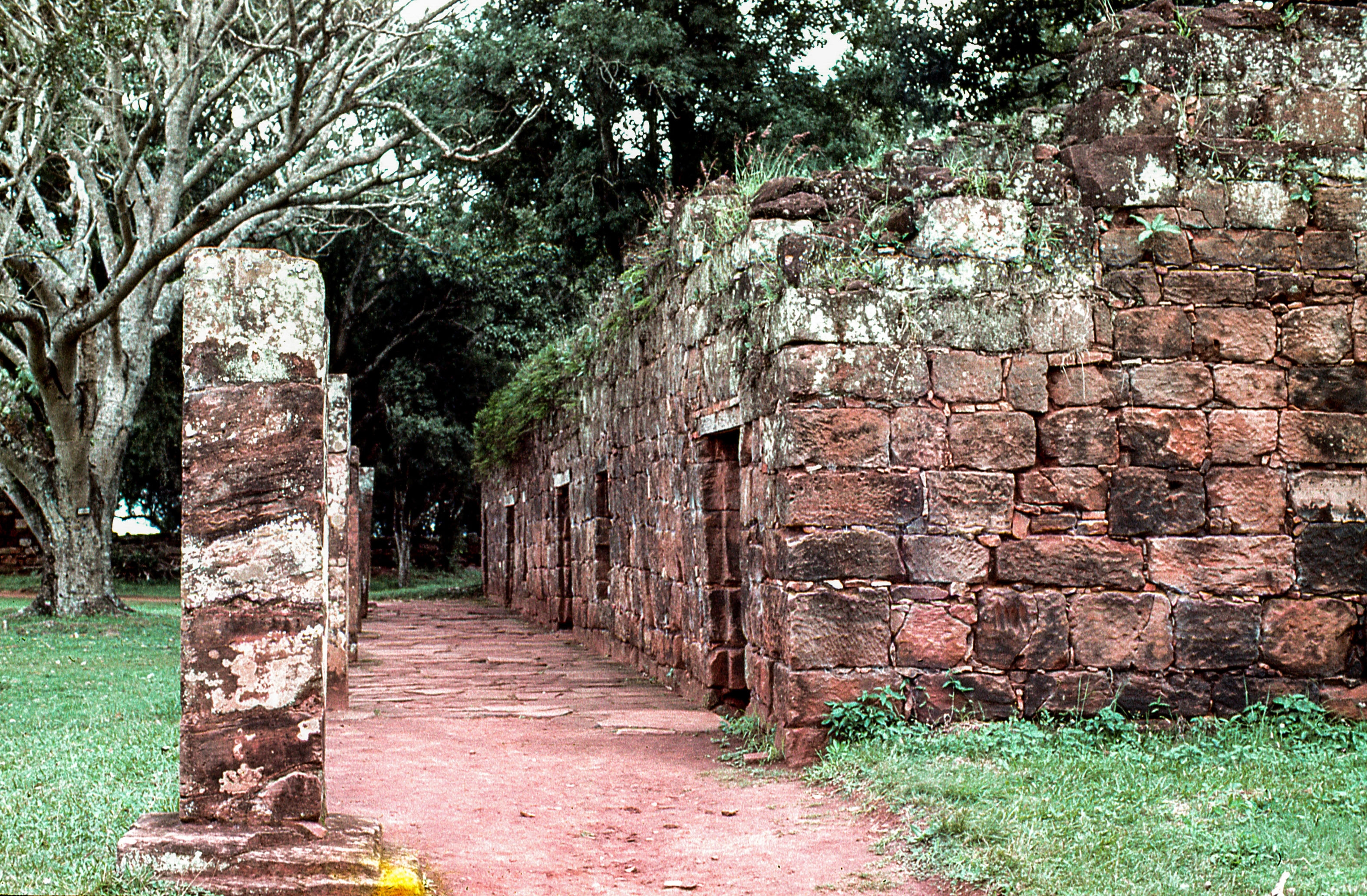 19770701 (049) DI.jpg, Reducción de San Ignacio Miní, San Ignacio