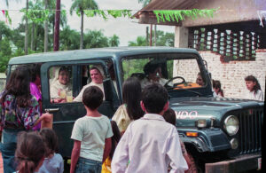 3 AUTOR, Escuela Oñondive, Fe y Alegría < JESUITAS (OBRAS), FJ < 1 CATEGORIA, J.M.Blanch, JESUITAS (OBRAS), NECESIDADES DE PERSONAS, Neg Color 35 mm, WEB < Pueblos de las Reducciones 2 SOPORTE ORIGINAL, 3 AUTOR, Escuela Oñondive, FJ, Fe y Alegría, J.M.Blanch, JESUITAS (OBRAS), NECESIDADES DE PERSONAS, Neg Color 35 mm, Pueblos de las Reducciones, WEB