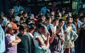 3 AUTOR, Colegio Pa'i Puku, FC < 1 CATEGORIA, Fe y Alegría < JESUITAS (OBRAS), FJ < 1 CATEGORIA, J.M.Blanch, JESUITAS (OBRAS), Neg Color 35 mm, PARAGUAY, procesion, WEB < Pueblos de las Reducciones 2 SOPORTE ORIGINAL, 3 AUTOR, 4 LUGAR, Colegio Pa'i Puku, FC, FJ, Fe y Alegría, J.M.Blanch, JESUITAS (OBRAS), Neg Color 35 mm, PARAGUAY, Pueblos de las Reducciones, RELIGION, WEB, procesion