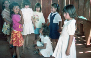 3 AUTOR, alumno, Camba rembe (Esc. de San Pedro), clase, escuela, Fe y Alegria, Fe y Alegría < JESUITAS (OBRAS), J.M.Blanch, JESUITAS (OBRAS), WEB < Pueblos de las Reducciones 3 AUTOR, ARQUITECTURA, Camba rembe (Esc. de San Pedro), Centros, Colegio, EDUCACION FORMAL, Edificios, Edificios publicos, Escuela, Fe y Alegria, Fe y Alegría, J.M.Blanch, JESUITAS (OBRAS), Pueblos de las Reducciones, WEB, alumno, clase, colegio, escuela