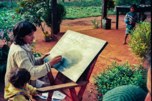 3 AUTOR, alumno, Camba rembe (Esc. de San Pedro), clase, concentracion, escuela, Fe y Alegría < JESUITAS (OBRAS), FJ < 1 CATEGORIA, J.M.Blanch, JESUITAS (OBRAS), Neg Color 35 mm, WEB < Pueblos de las Reducciones 2 SOPORTE ORIGINAL, 3 AUTOR, ARQUITECTURA, Camba rembe (Esc. de San Pedro), Colegio, EDUCACION FORMAL, Edificios, Edificios publicos, Escuela, FJ, Fe y Alegría, J.M.Blanch, JESUITAS (OBRAS), Neg Color 35 mm, Pueblos de las Reducciones, WEB, alumno, clase, colegio, concentracion, escuela